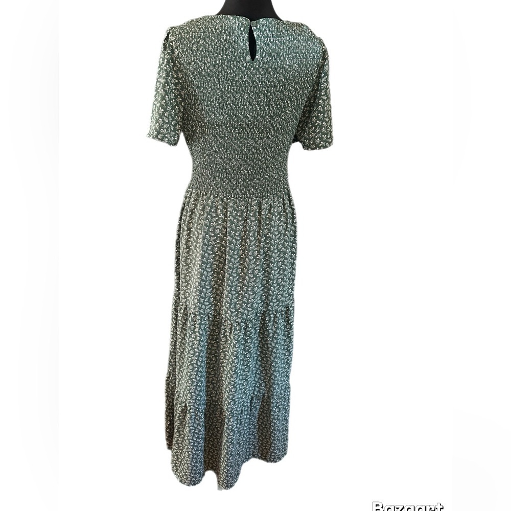 Zattcas Smocked top Olive Patterned Maxi Dress size L - Picture 5 of 13